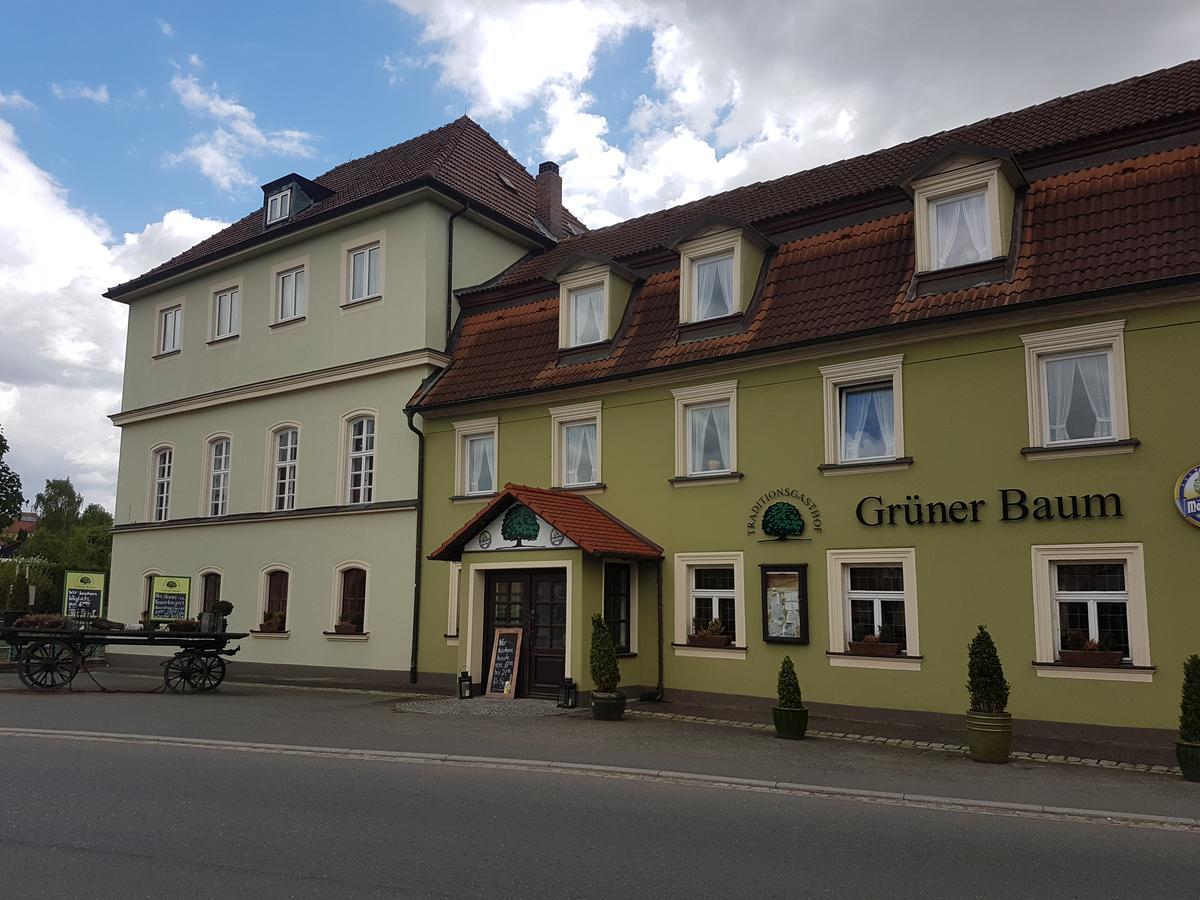 Traditionsgasthof Grüner Baum Bad Staffelstein Exterior foto